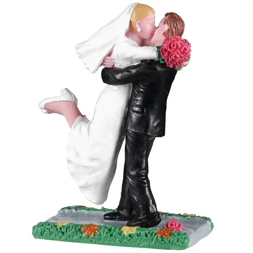 Lemax General Collectibles Figurine: The Newlyweds #02927 1