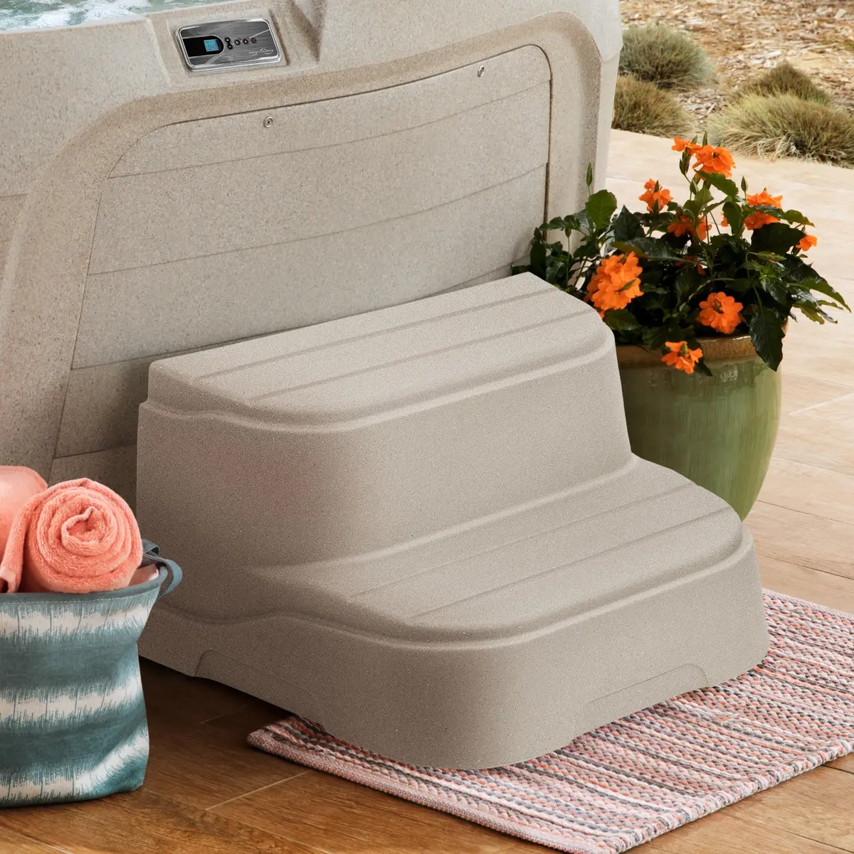 Curved Sand Roto Molded Spa Steps For Freeflow Cascina Hot Tub 1