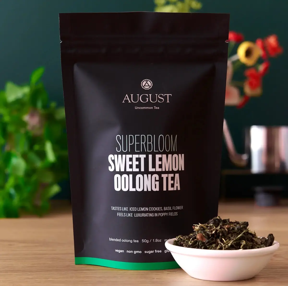 August Uncommon Tea Superbloom - Sweet Lemon Oolong Green Tea 1