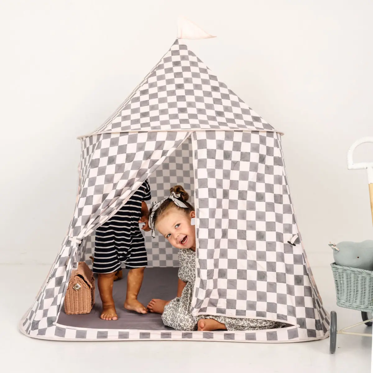 Toki Mats Checker Pepper Play Tent 1