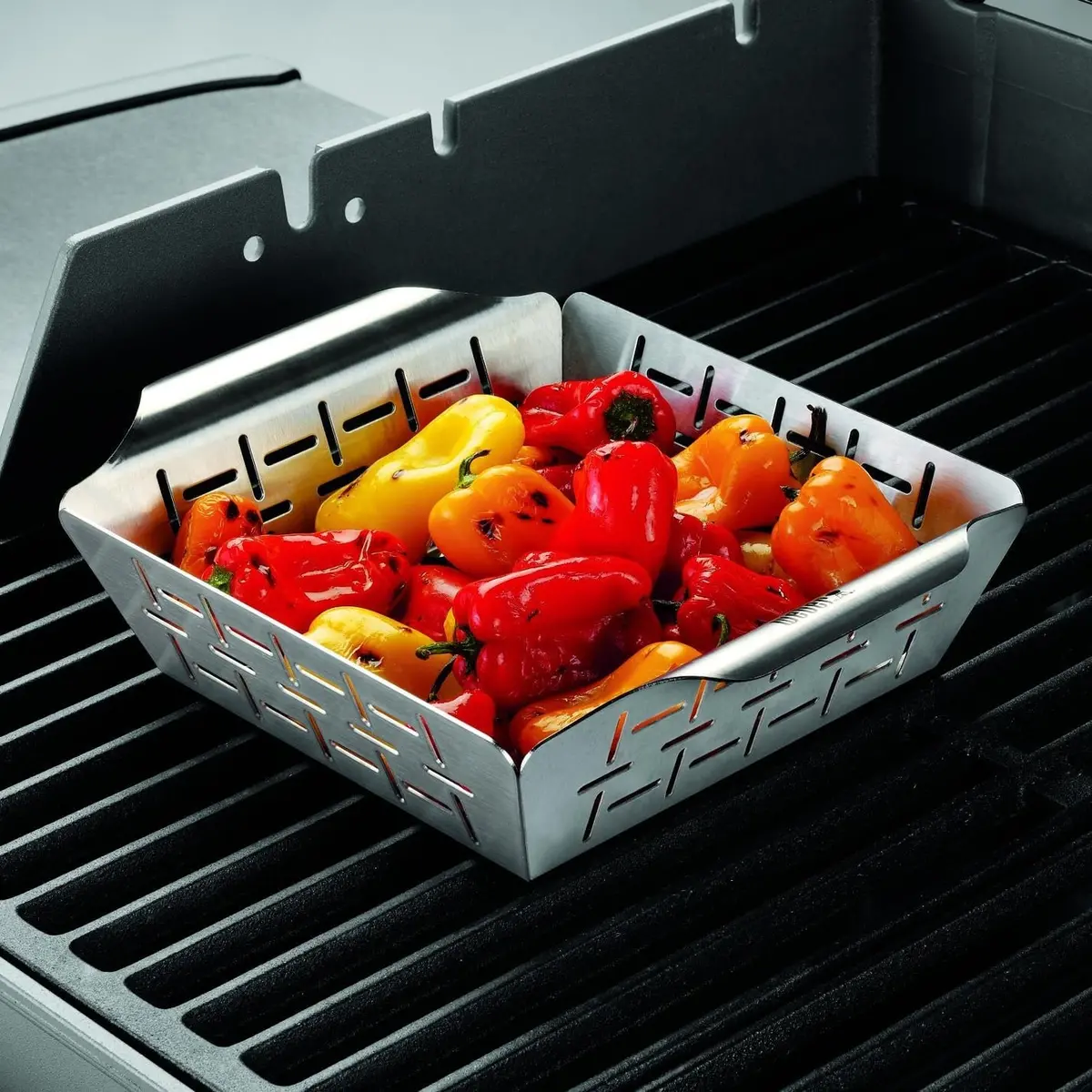 Weber Deluxe Square Grilling Basket 6434 1