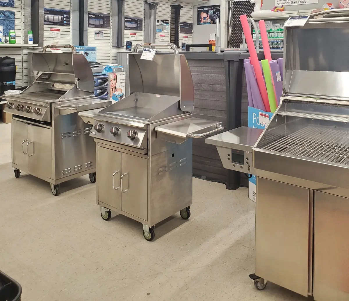 Outlet Grills For Sale! 1
