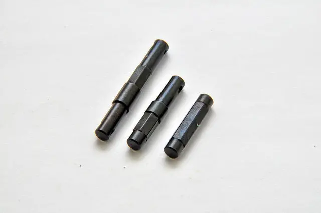 230016 Output Shaft Set 1