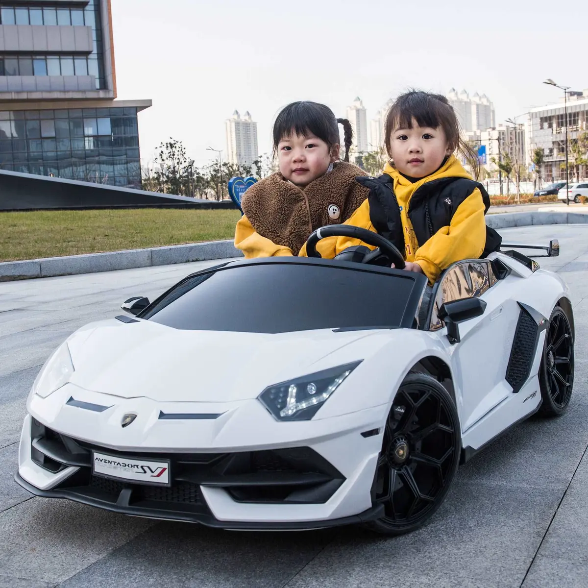 Lamborghini Aventador Svj 24V 2 Seater Ride On Car With Remote Control And Drift Function, Licensed 4