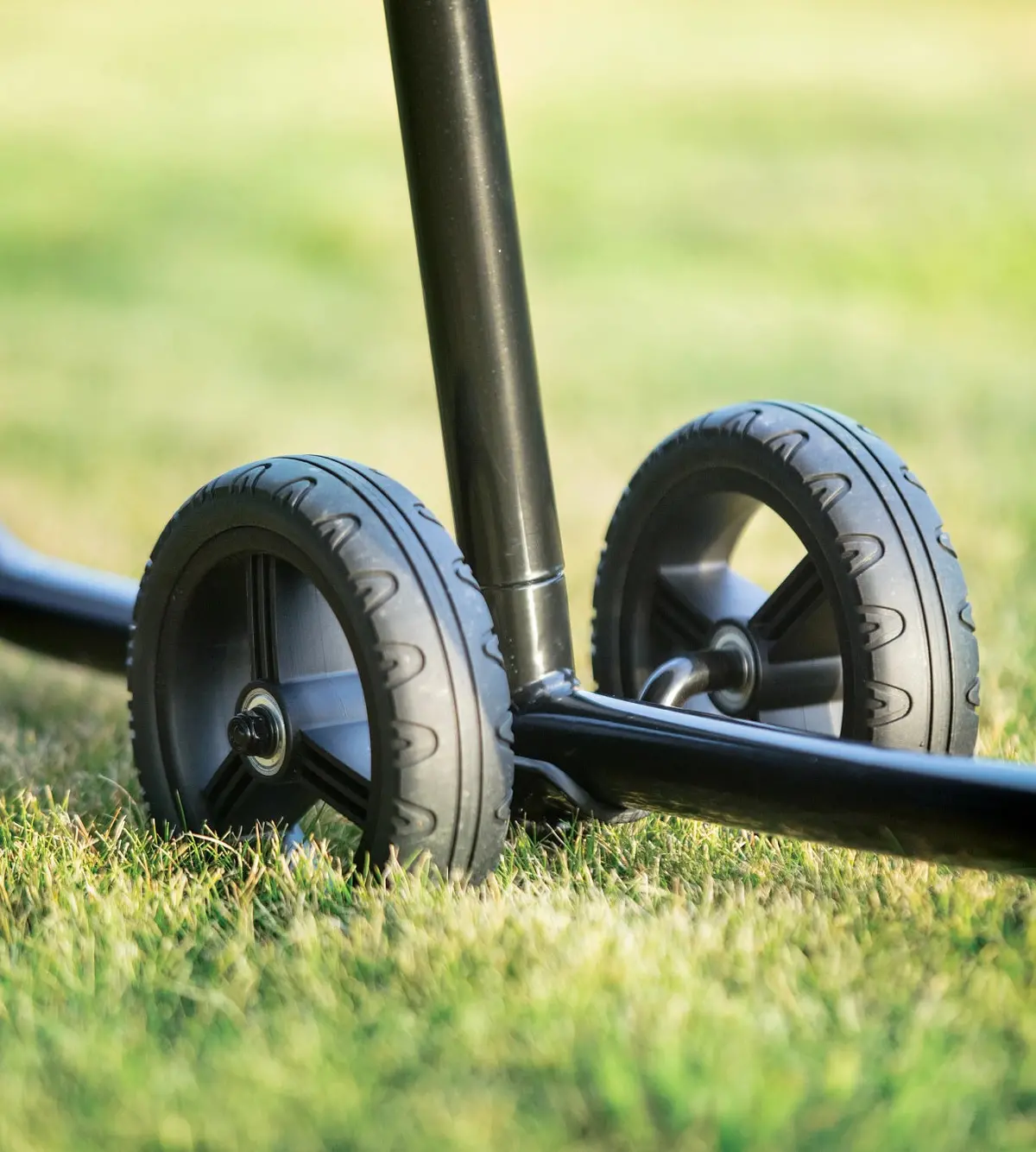 Springfree Trampoline Shifting Wheels 1