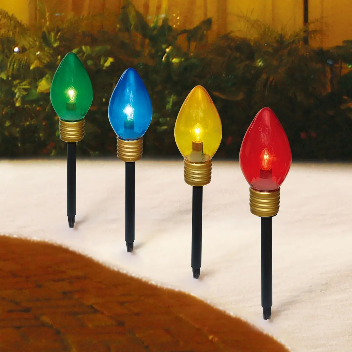 Giant C9-Style Mighty Light Driveway Markers (4-Pack) 1