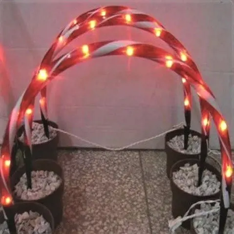 Set Of 3 Lighted Candy Cane Arch Driveway Markers 1