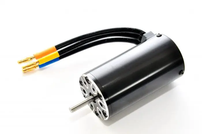 89322  1/8 4076- 2000 Kv  Brushless  Motor 1