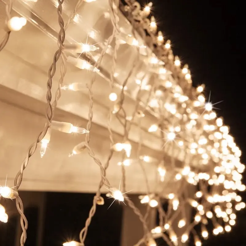 Set Of 50 Clear Holiday Icicle Window Lights 1