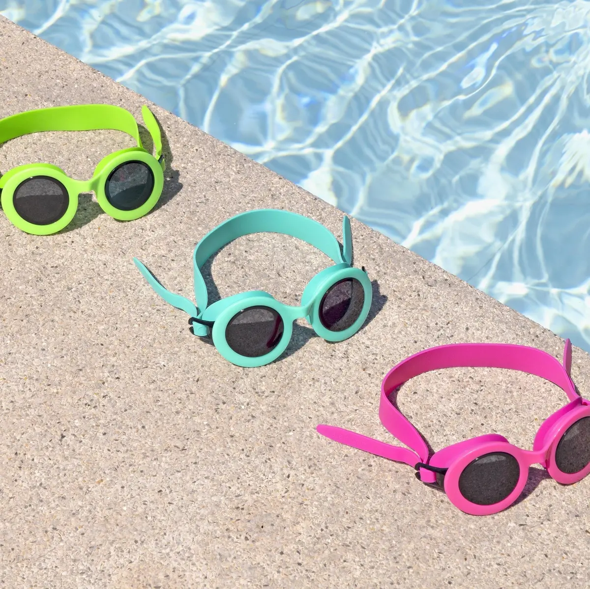 Latex-Free Aquashade Goggles, Ages 3+ 1