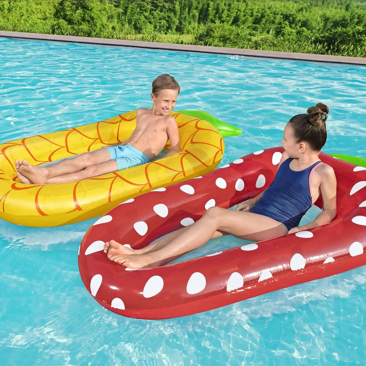 Bestway's Sweet Summer™ Lounge 1