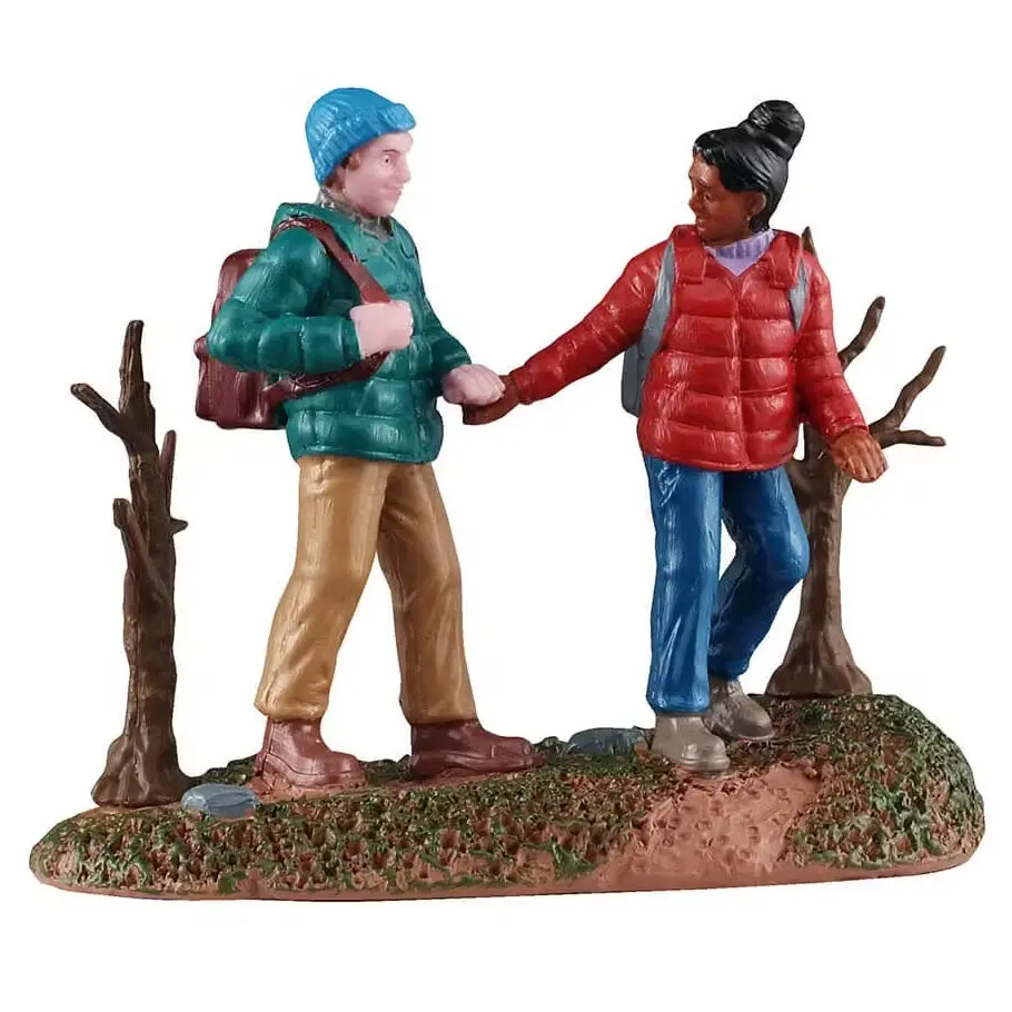 Lemax Vail Village Figurine: Hiking Couple #52536 1