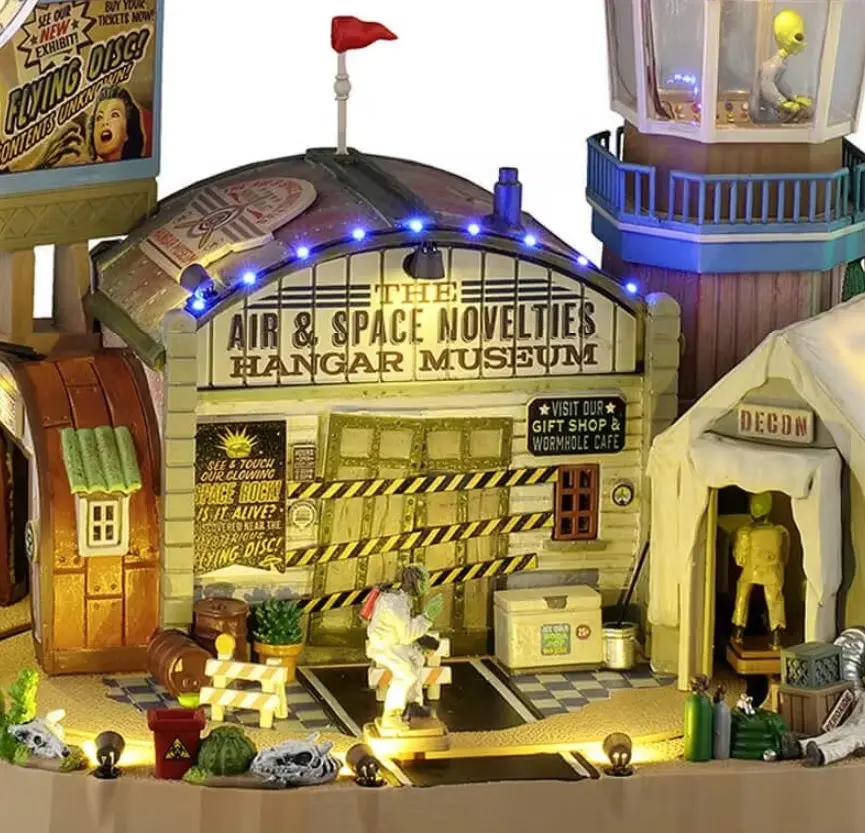 Lemax Spooky Town The Air & Space Novelties Hangar Museum #55301 2