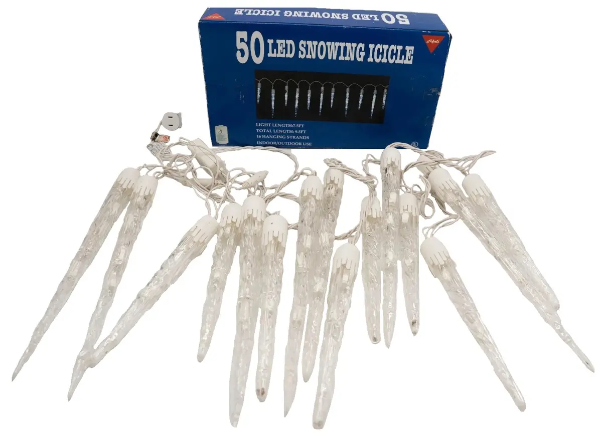 Set Of 50 Led Snowing Icicle Lights 1