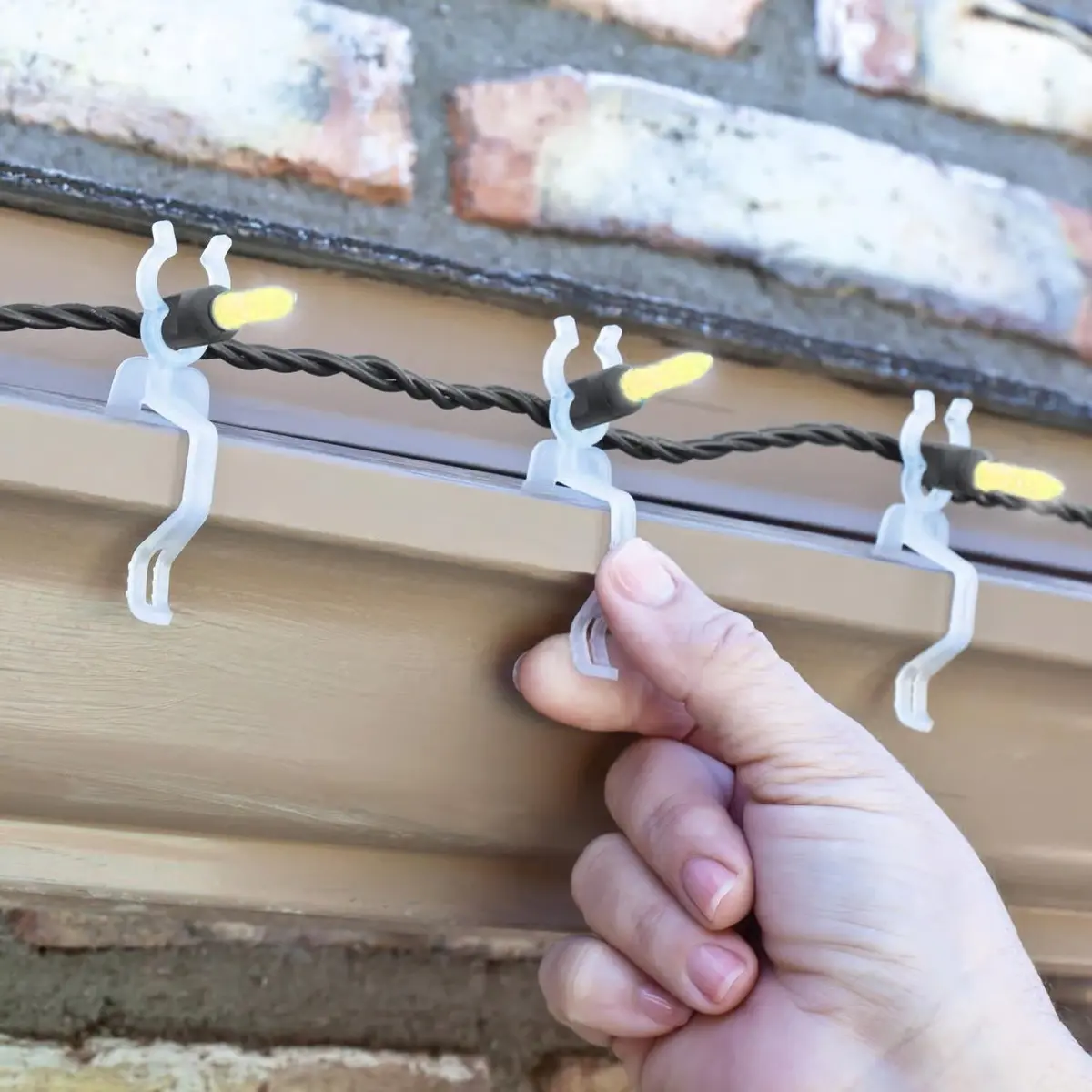 Universal Light Clips 1
