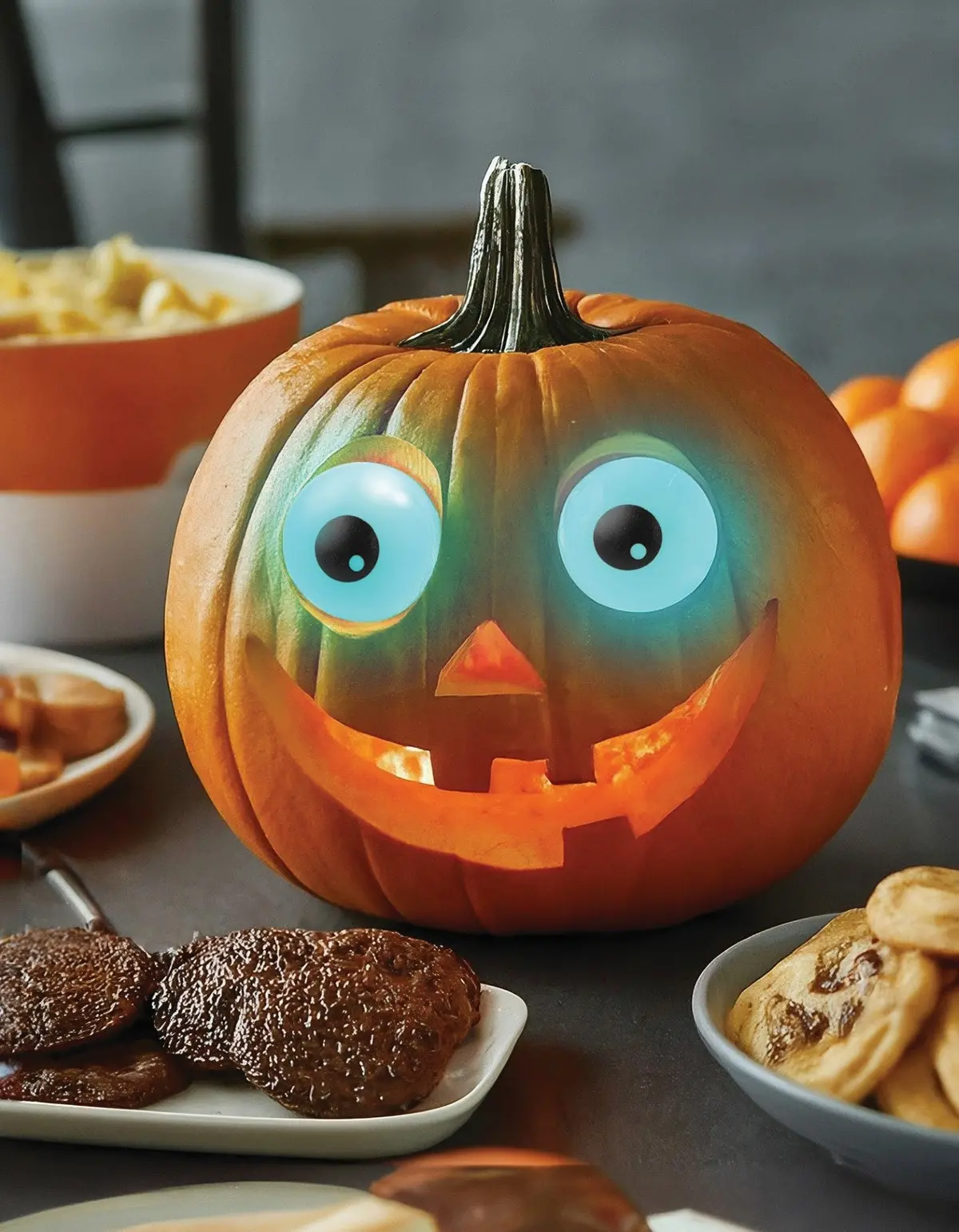 Halloween Witching Hour Light-Up Pumpkin Eyeballs (2-Pack) 2