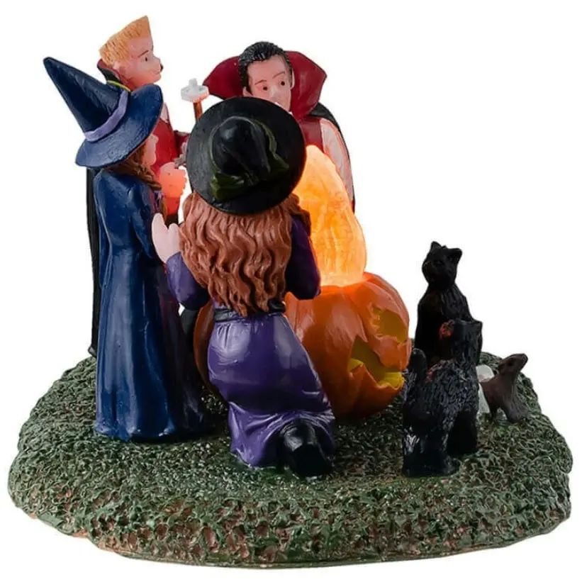 Lemax Spooky Town Monster Marshmallow Roast #44304 2