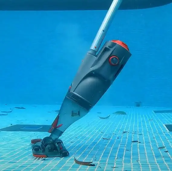 Voltera™ 35 Rechargeable Pool Vacuum 1
