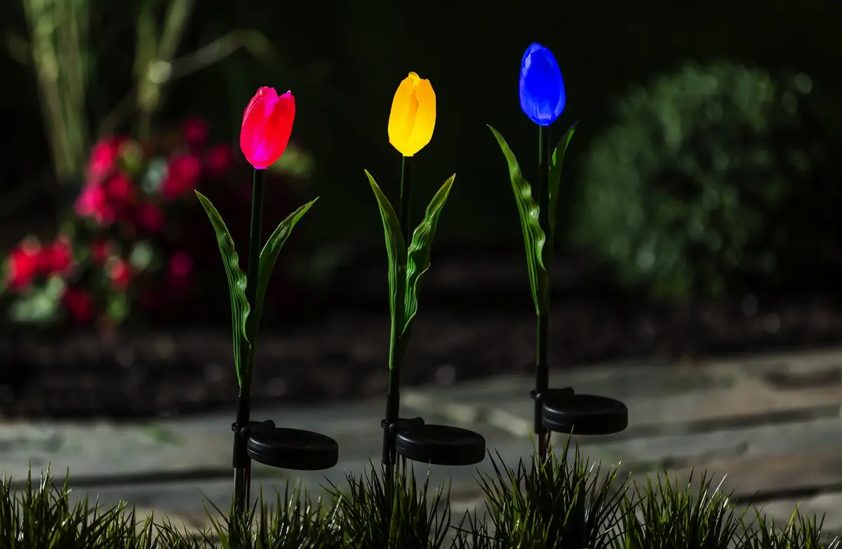 Solar Artificial Floral Garden Stake 2