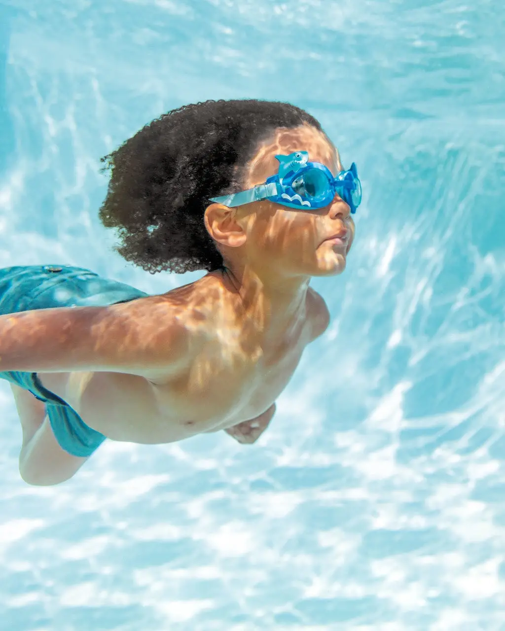 Fun Hypoallergenic Swimming Goggles, Ages 3-8 2