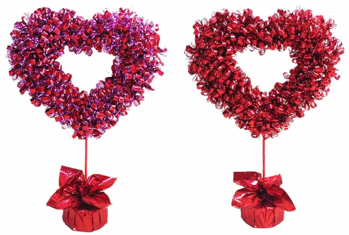 14.5" Valentine Heart Table Centerpiece 1