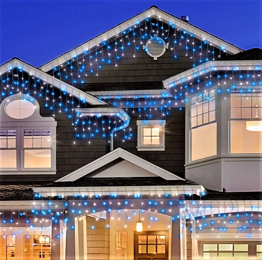 Set Of 200 Dramatic Drop Led Icicle Lights 1
