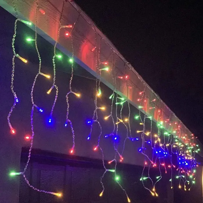 Set Of 135 Icicle Led Starry Lights 1