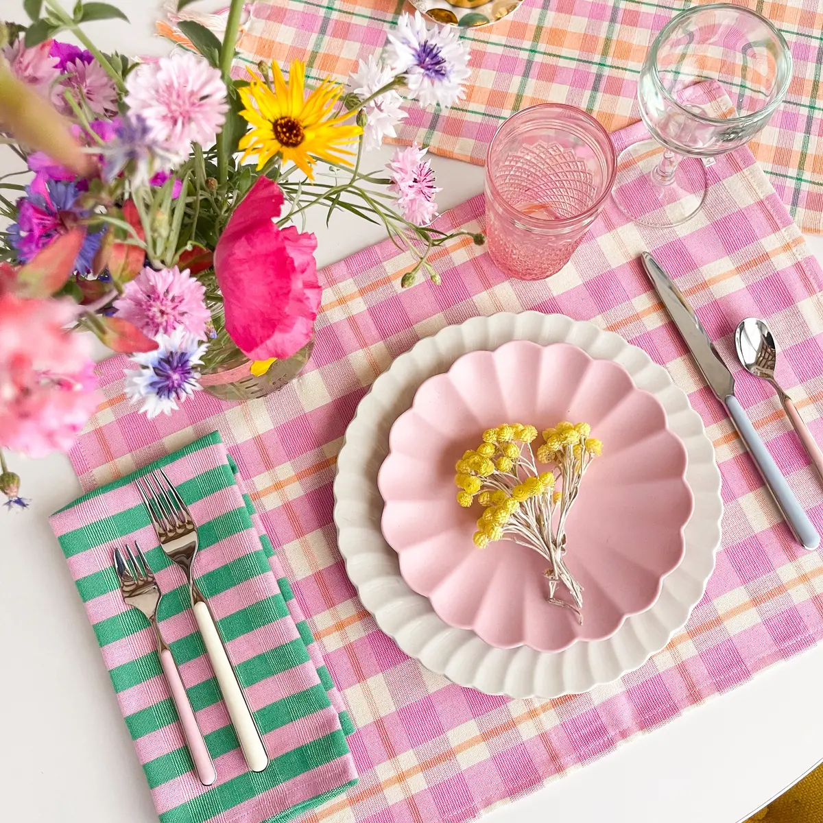 Archive Ny Abigail Plaid Placemat In Bubblegum 1