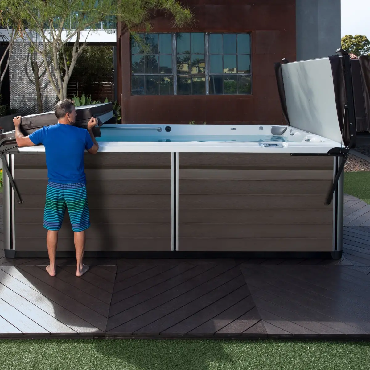 Endless Pools® Fitness System Watkins Bi-Fold Cover & Lifter 1