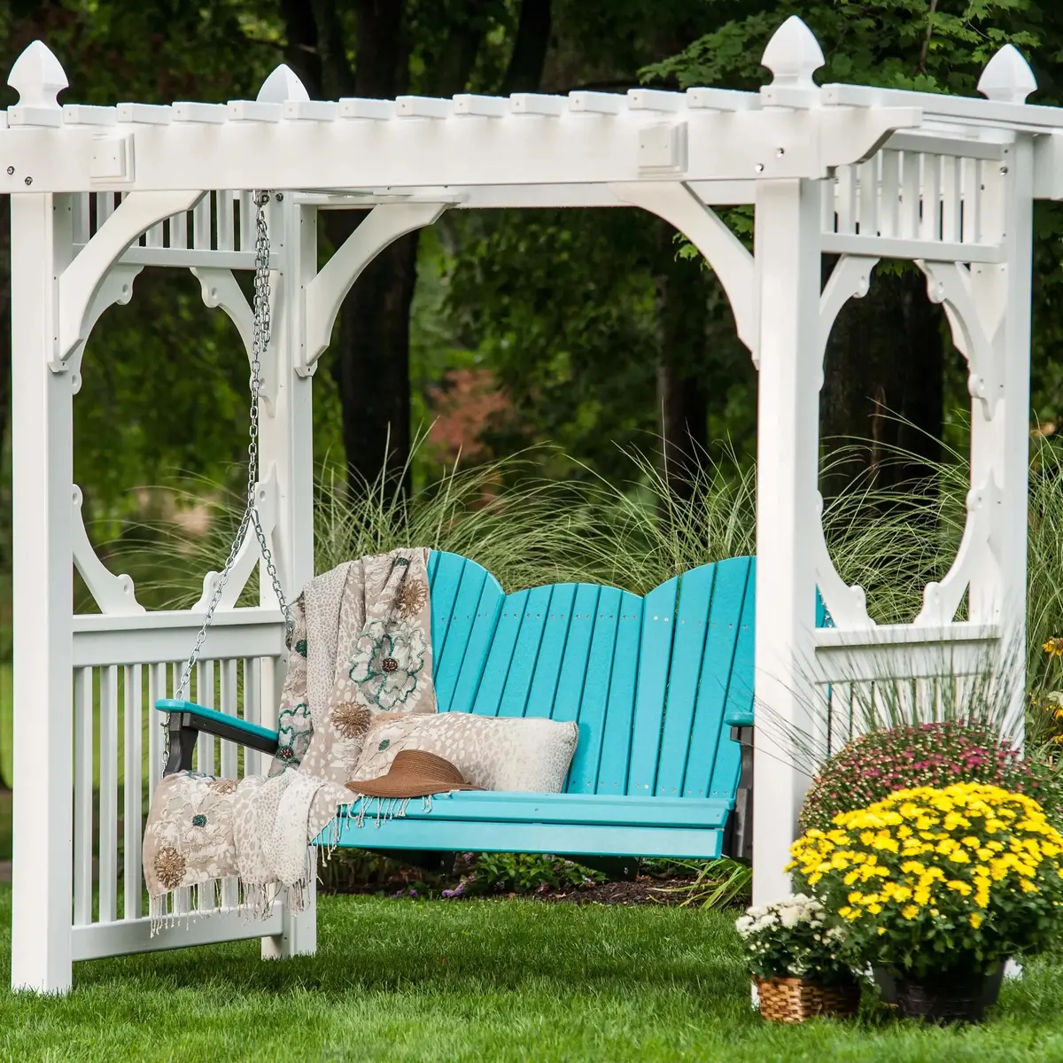 Classic Vinyl Swing Stand From Luxcraft 1