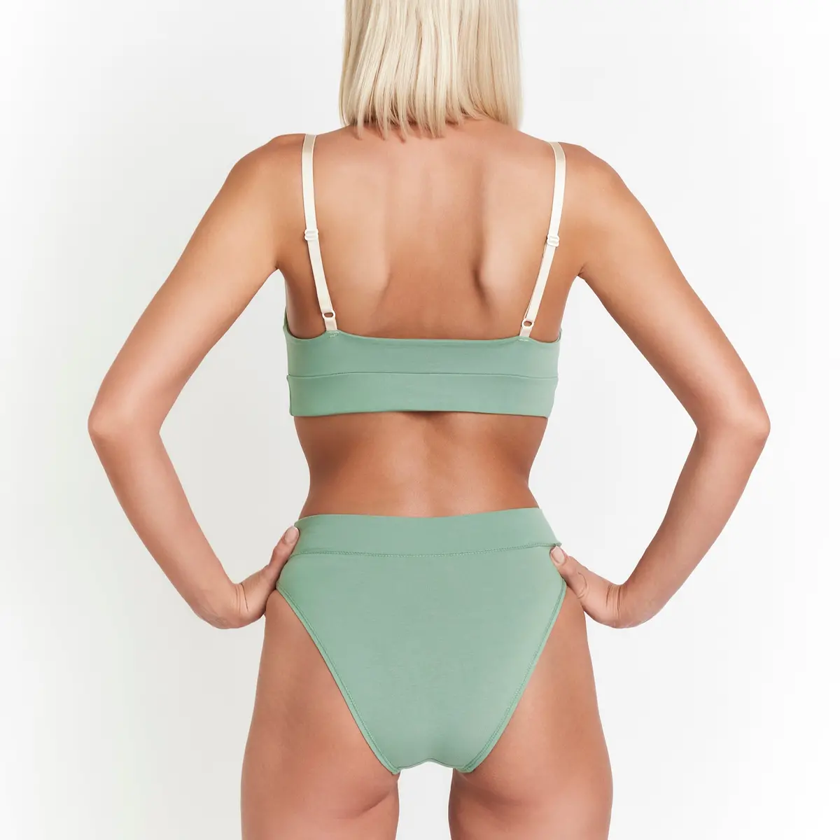 Net Positive Scoop Bra 4