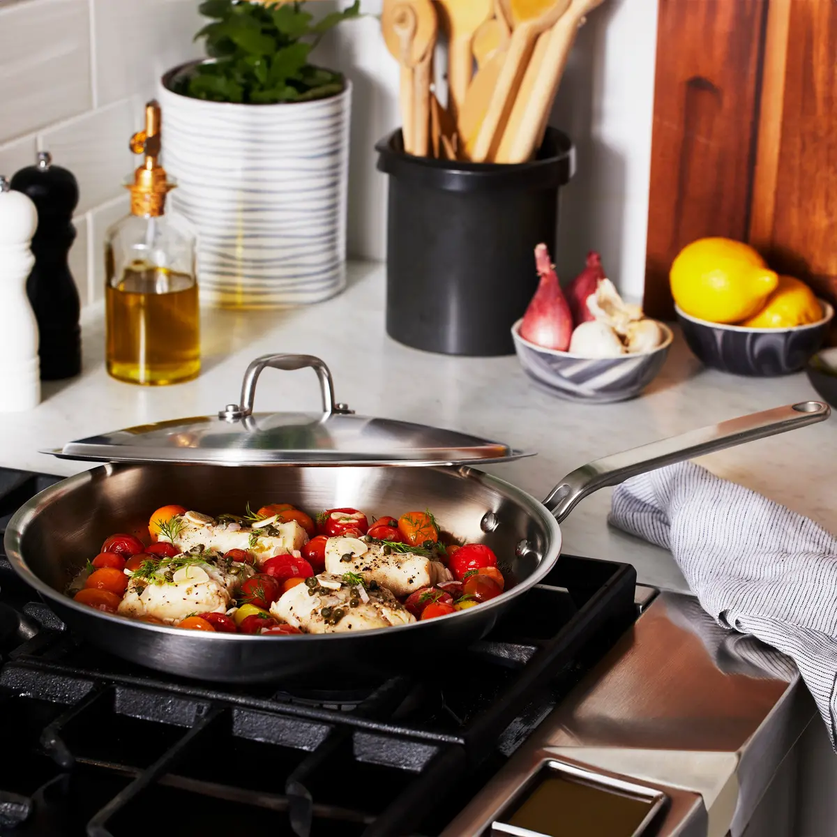 Heritage Steel Eater Series 12" Fry Pan With Lid 2