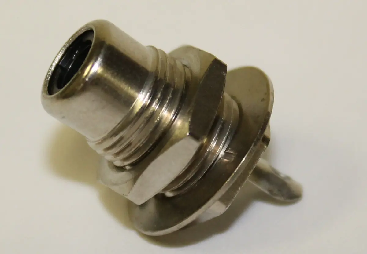 Chassis Mount Rca Jack - Switchcraft 1