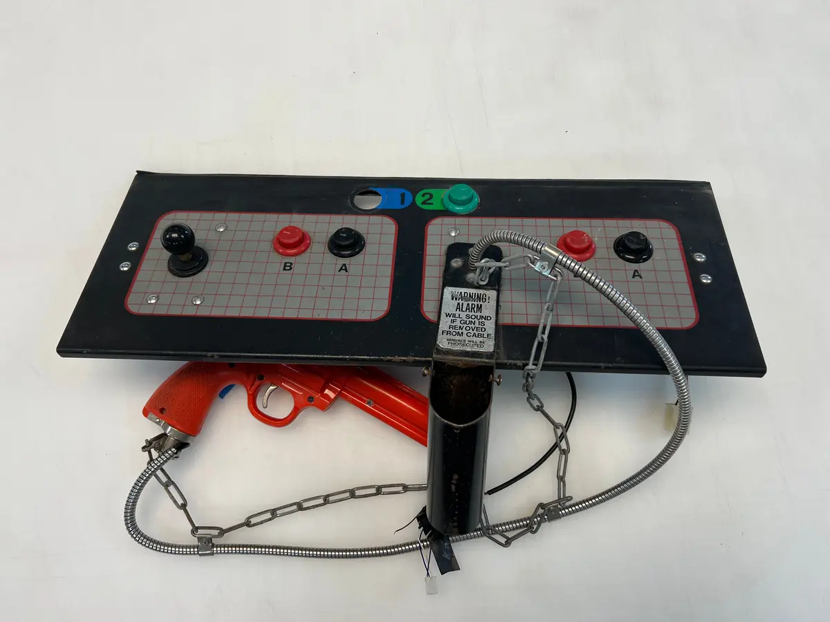 Nintendo Vs Populated Control Panel W/ Gun 1