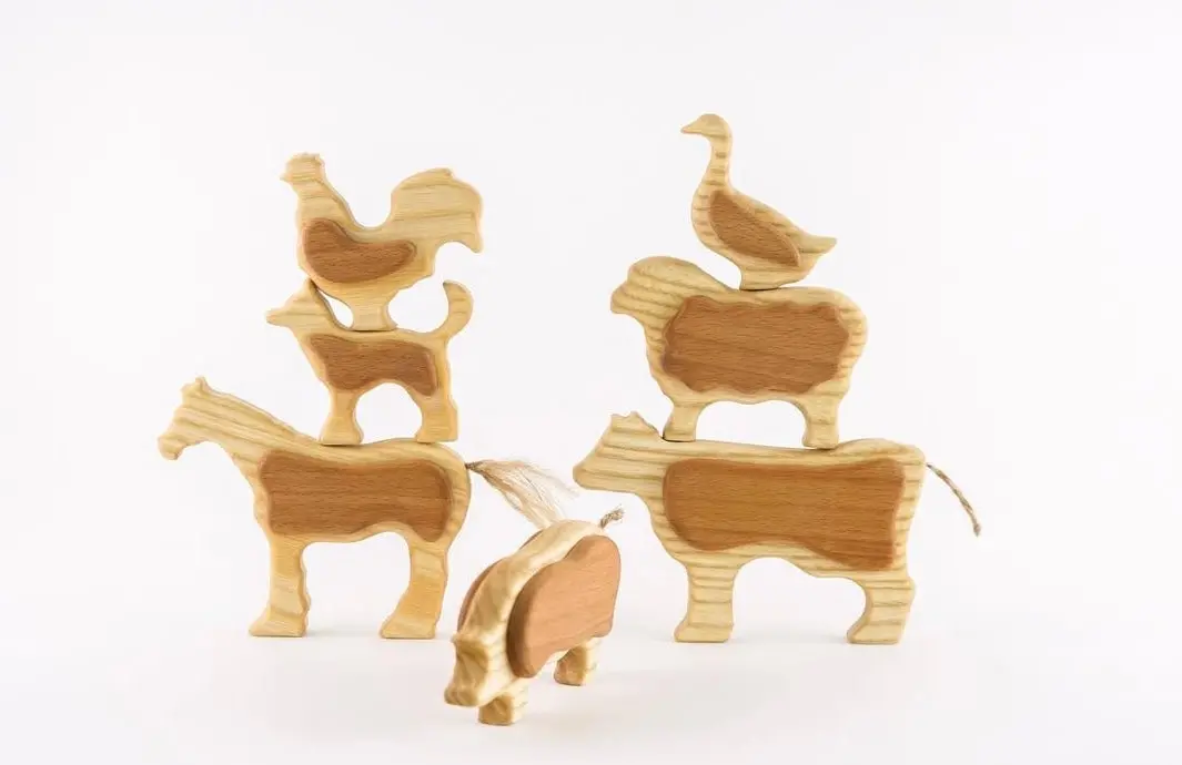 Poppybabyco Handcrafted Wooden Farm Animals Set With Barn 1