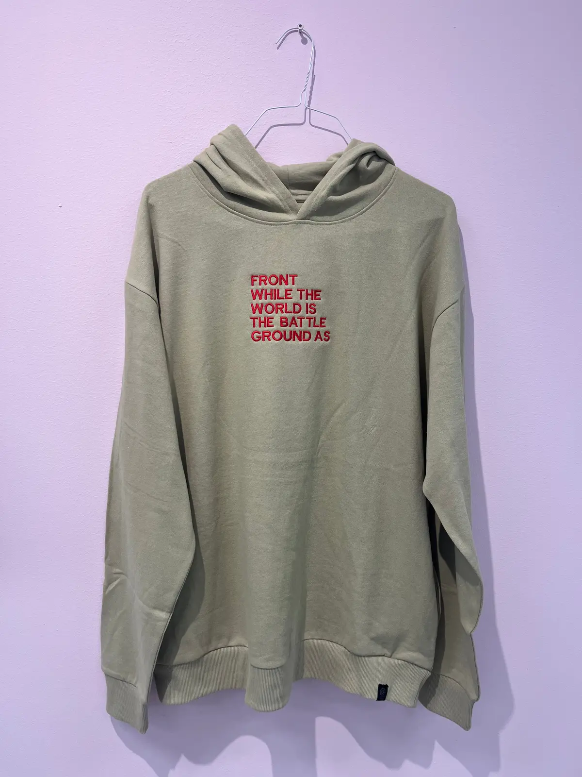 Yaz Grey Hoodie "Front While The World" 1