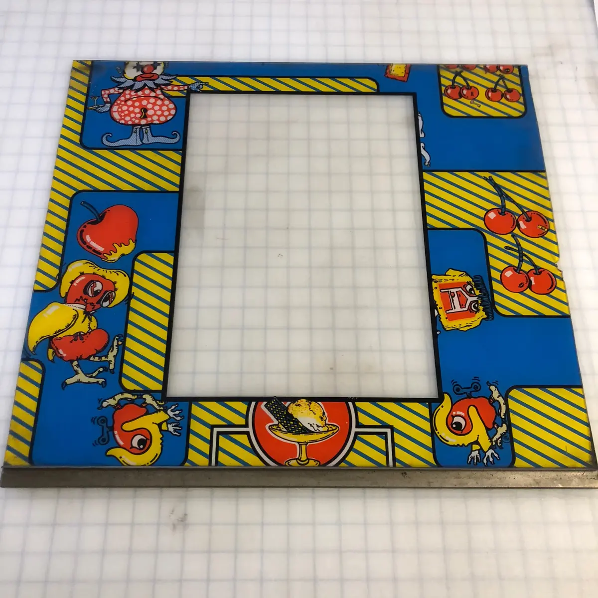 Vintage - Generic Mr. Do Arcade Bezel 1