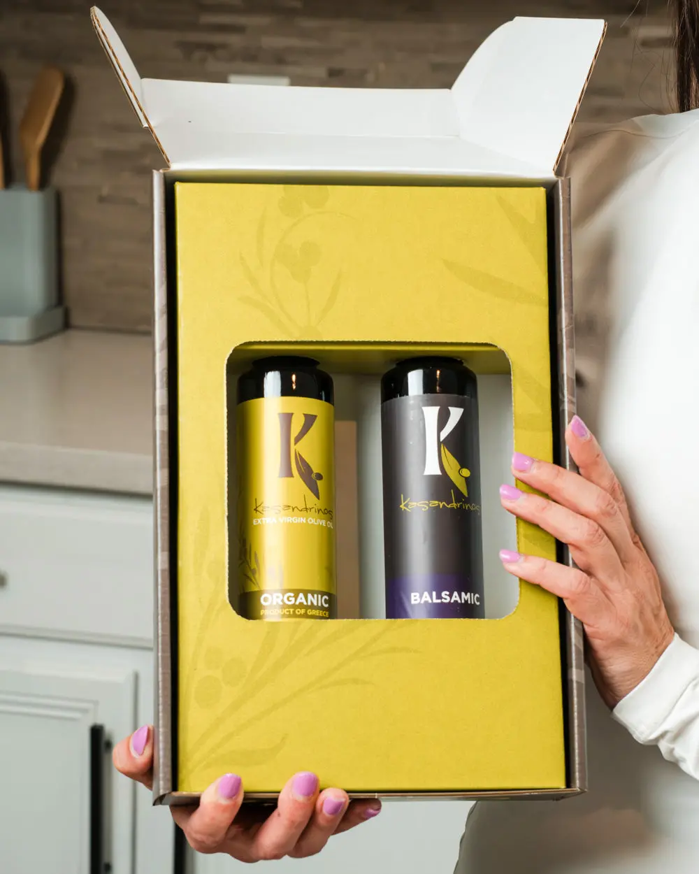 Kasandrinos International Gift Box - Organic Evoo & Vinegar 2