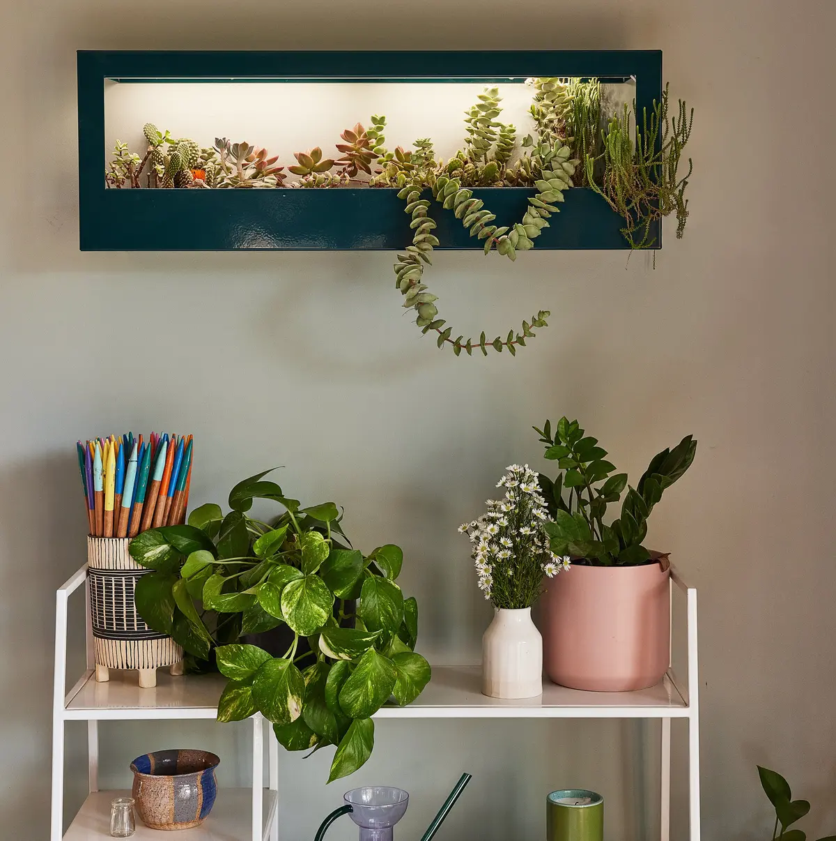 Modern Sprout Smart Landscape Growframe 1