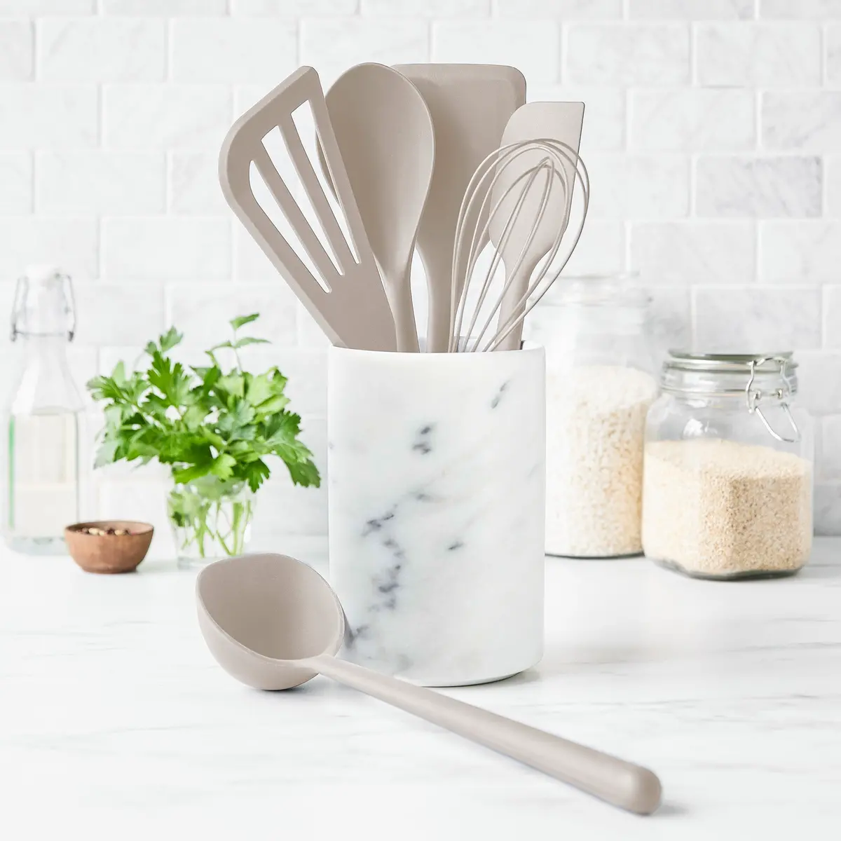 Platinum Silicone 7-Piece Utensil And Crock Set | Taupe 2