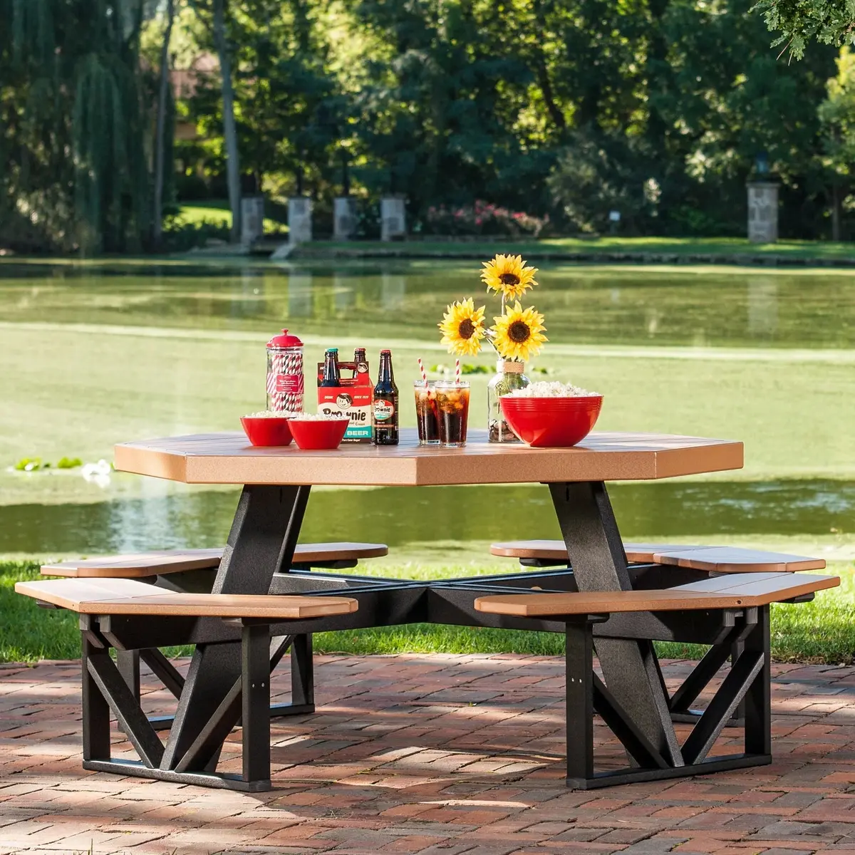 Octagon Picnic Table From Luxcraft 1