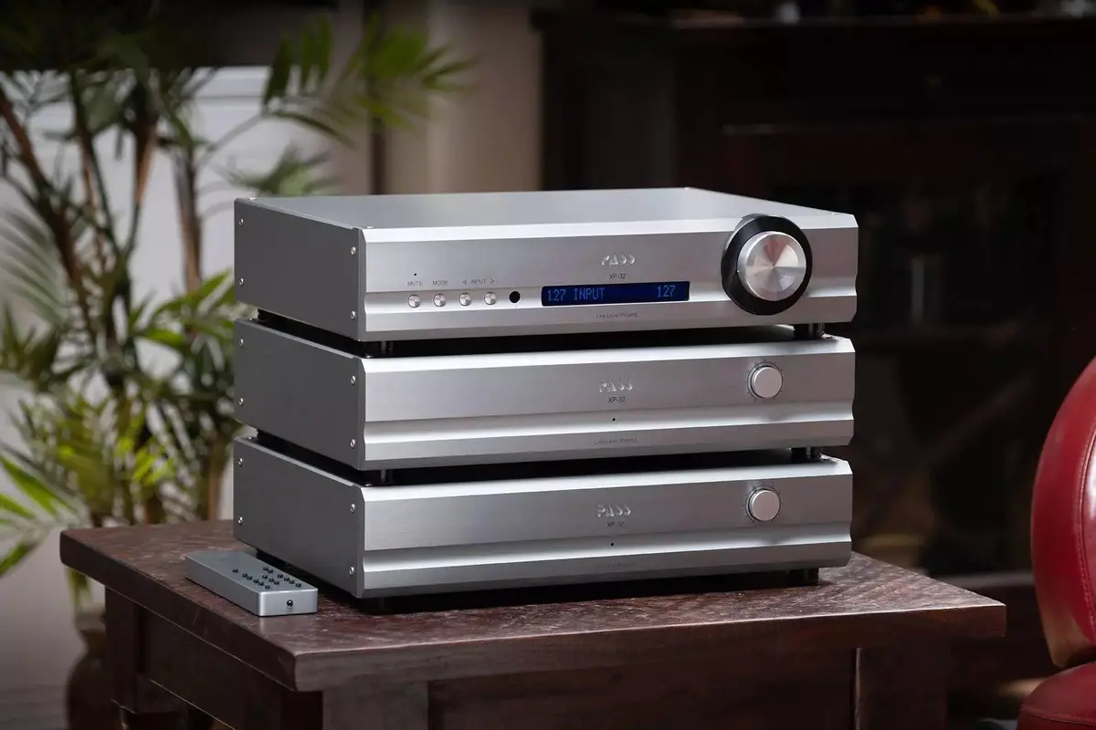 Pass Labs Xp-32 Preamplifier 1