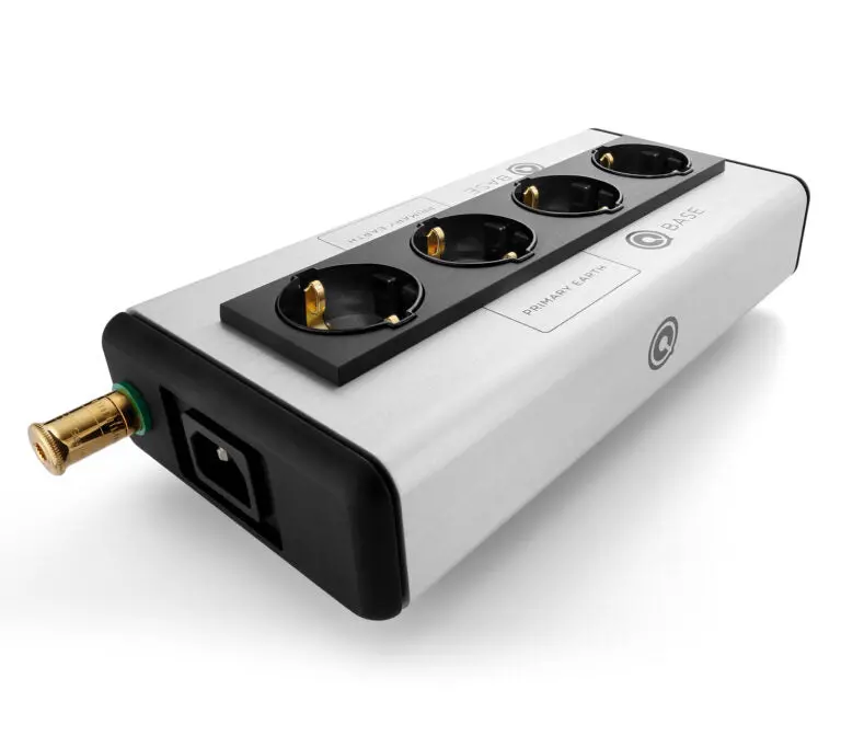 Nordost Qrt Qbase Qb4 Mark Iii – Ac Distribution Unit 1