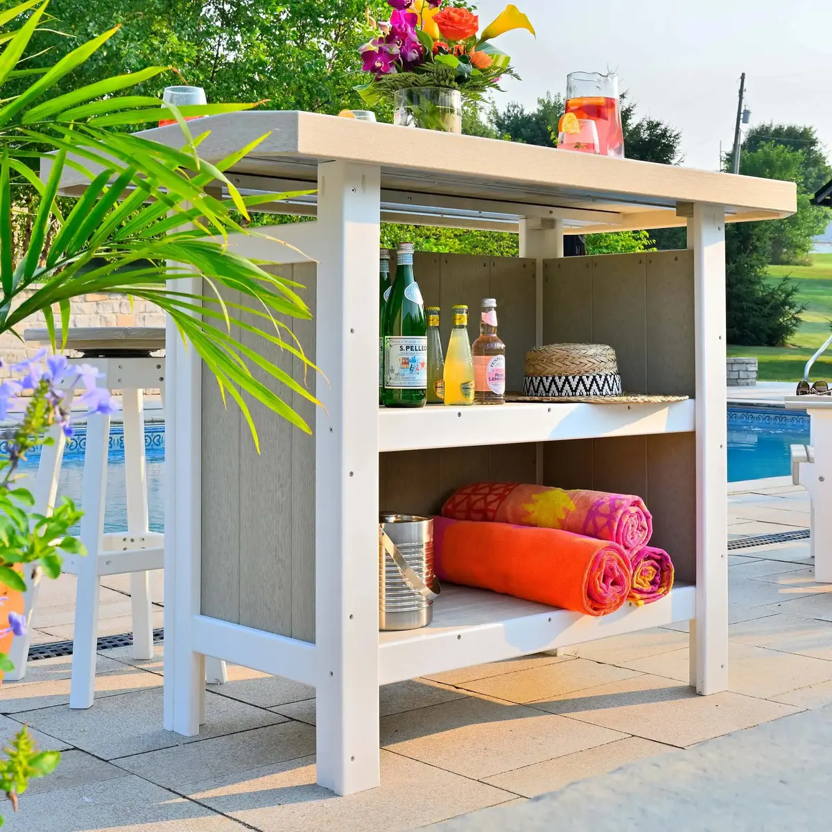 Serving Bar From Luxcraft 1