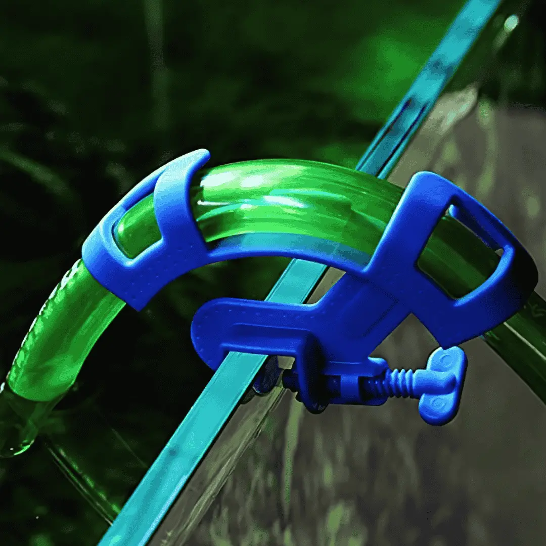 Water Pipe & Air Tube Holder 1