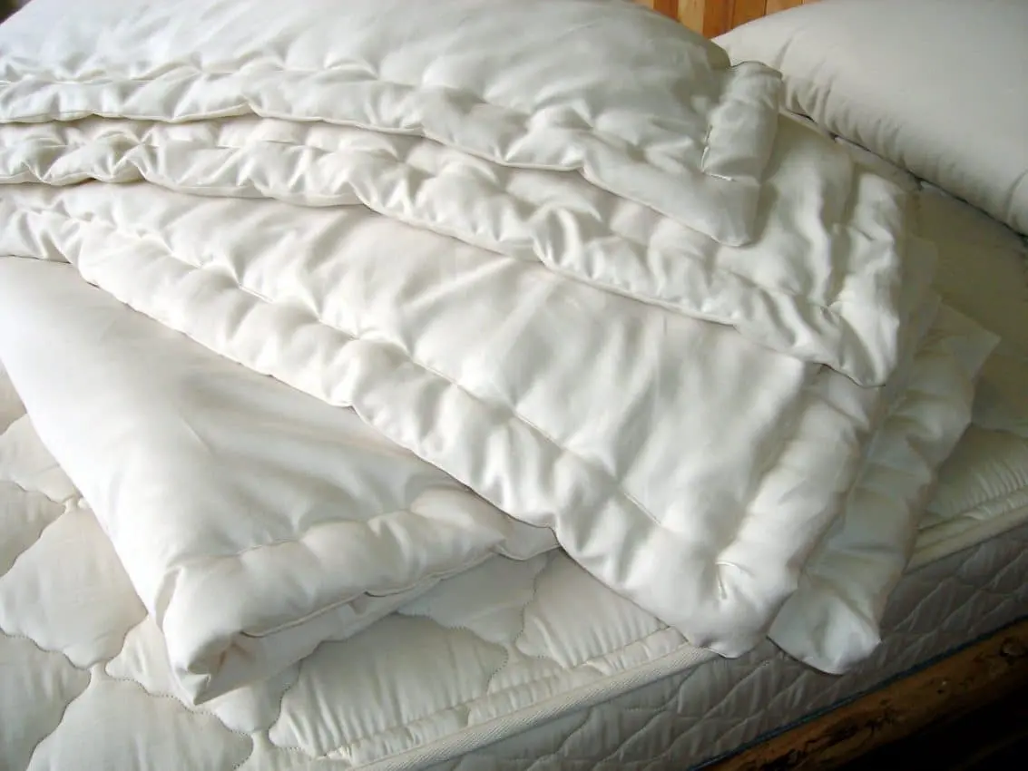Holy Lamb Organics Wool Comforter 1