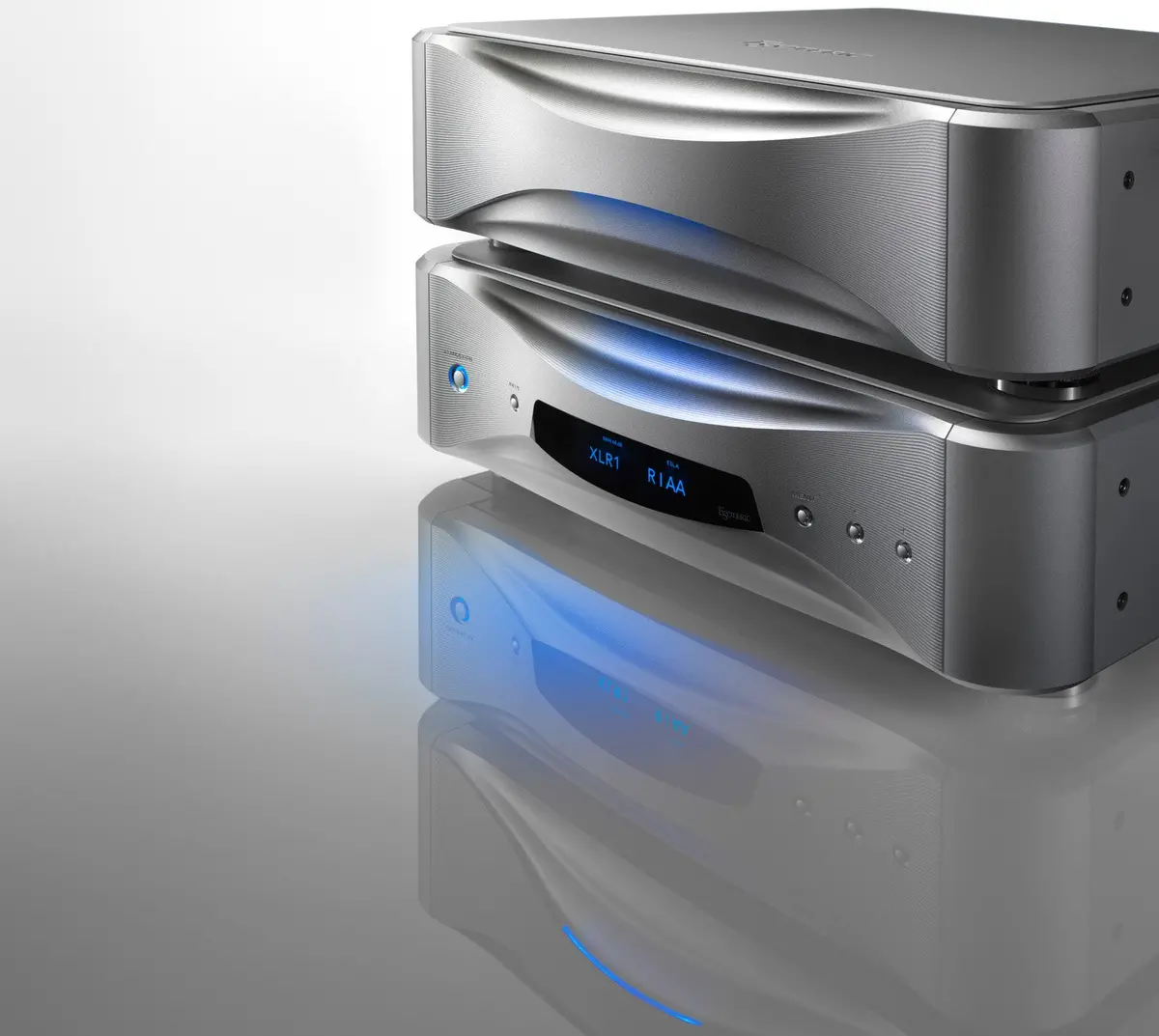 Esoteric Grandioso E1 Balanced Phonostage Preamplifier 1