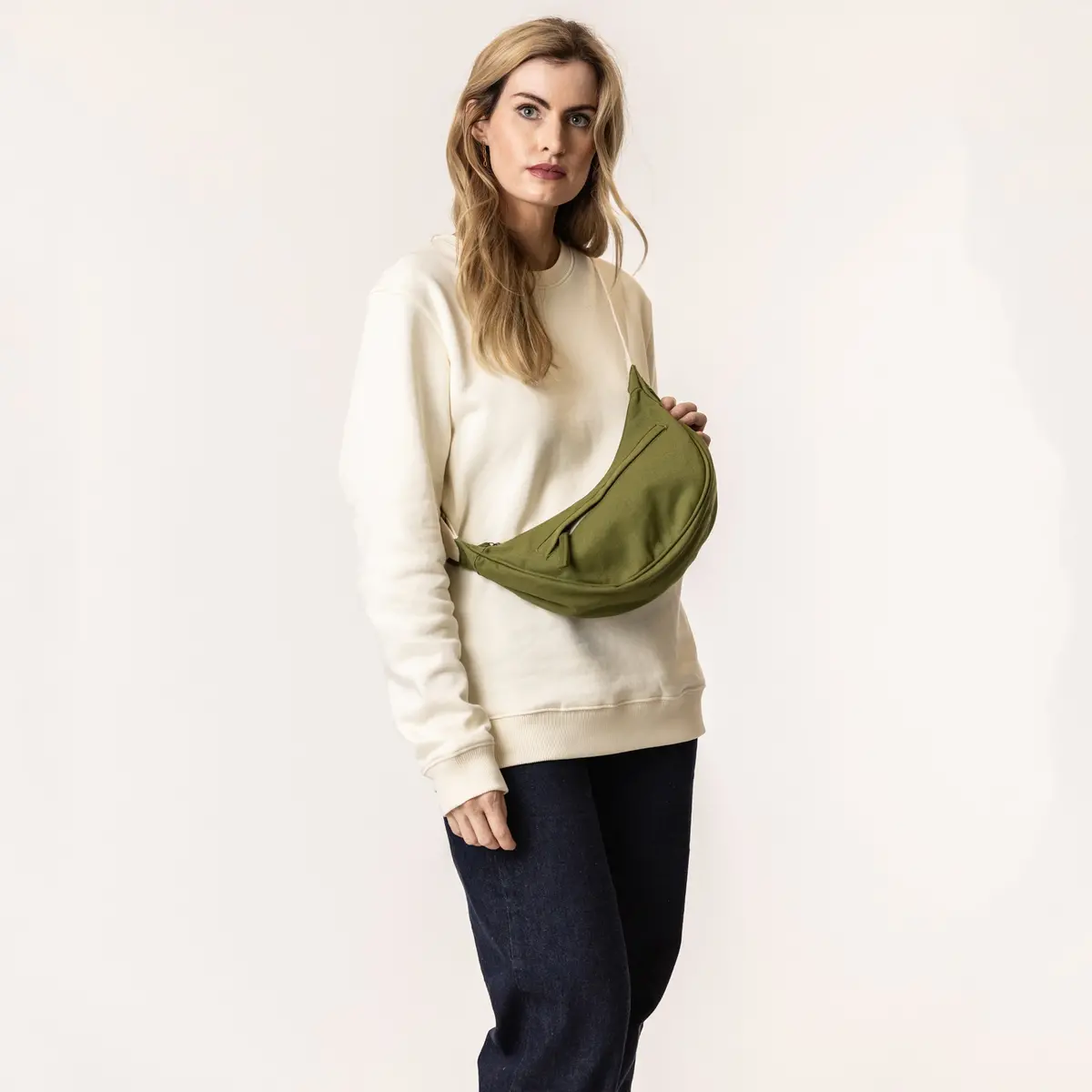 Terra Thread® Organic Cotton Crossbody Bag 3