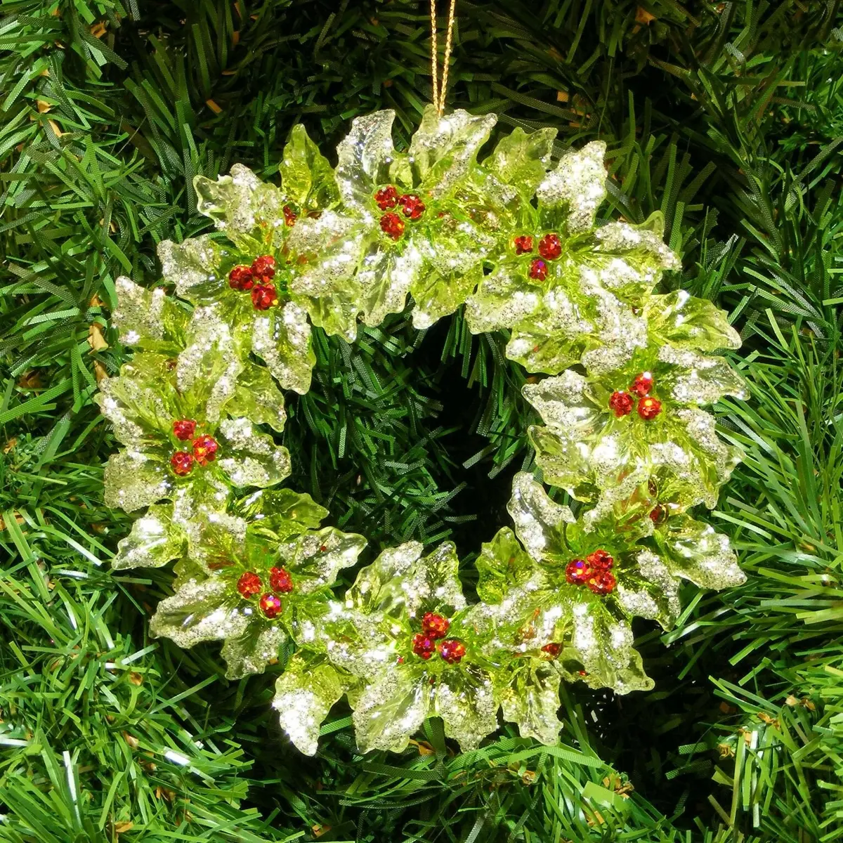 5" Vintage Green Glitter Holly Wreath Ornament 1