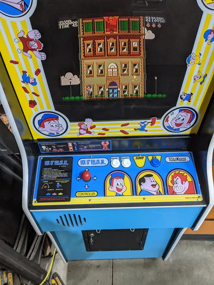 Fix It Felix Arcade Bezel 1